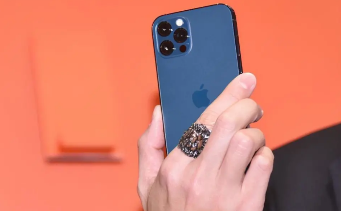 金口河苹果手机维修分享iPhone12系列重启方法教程 